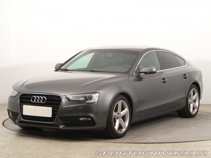 Audi A5 S-Line 2.0 TDI 2012