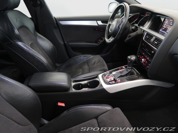 Audi A5 S-Line 2.0 TDI 2012