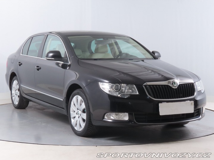 Škoda Superb Elegance 3.6 FSI V6 2011