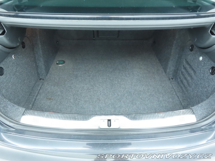Škoda Superb Elegance 3.6 FSI V6 2011
