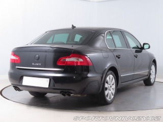 Škoda Superb Elegance 3.6 FSI V6 2011