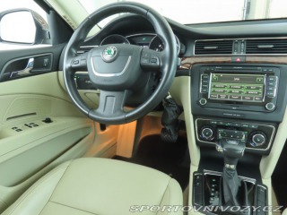 Škoda Superb Elegance 3.6 FSI V6 2011