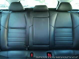 Peugeot 508 2.2 HDi 2011