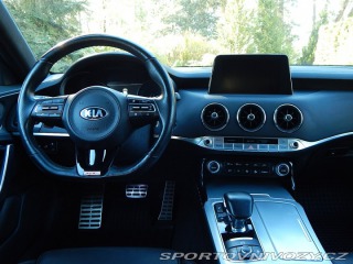 Kia Stinger GT 3.3 V6 T-GDi-CZ-DPH 2018