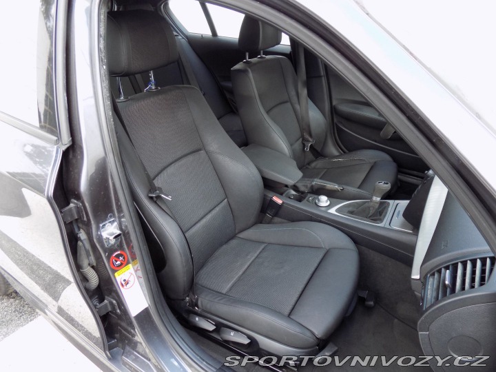 BMW 1 130i/M-Paket/NAVI/Bi-xeno 2006