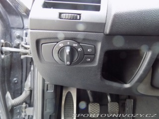 BMW 1 130i/M-Paket/NAVI/Bi-xeno 2006