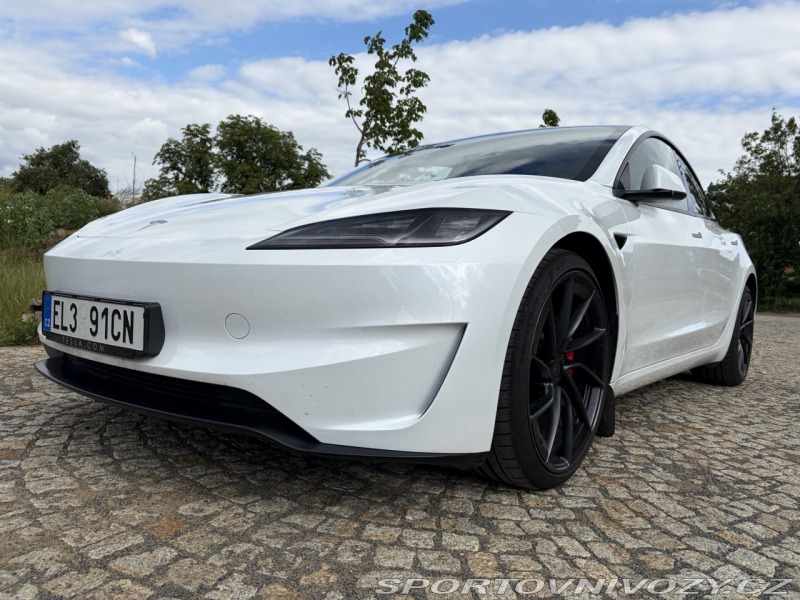 Tesla Model 3 Performance Highland