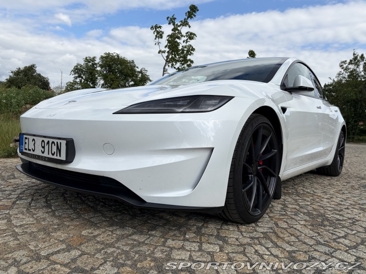 Tesla Model 3 Performance Highland 2024