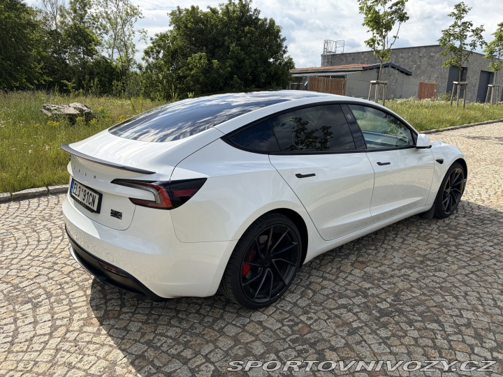 Tesla Model 3 Performance Highland 2024