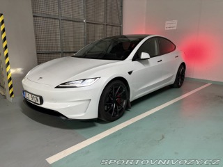 Tesla Model 3 Performance Highland 2024
