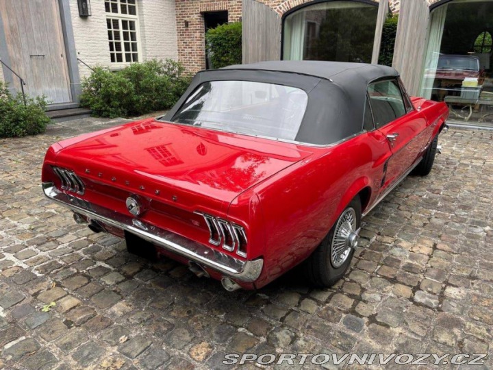 Ford Mustang V8 convertible 1967