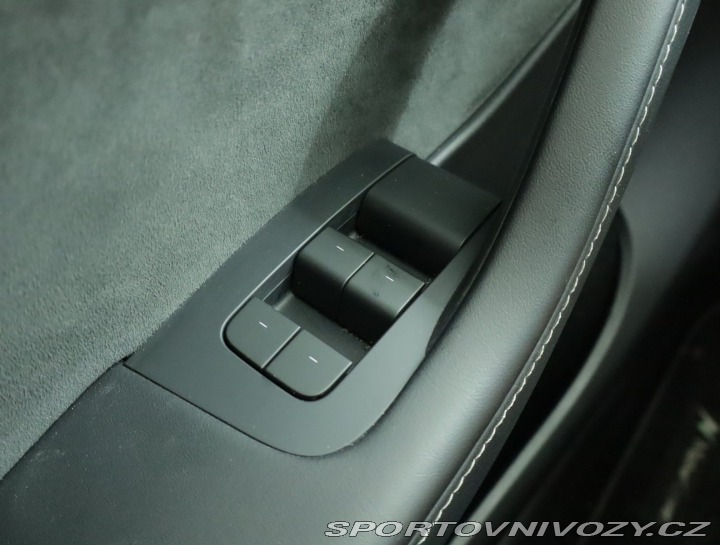Tesla Model Y Long Range AWD 79kWh 2023