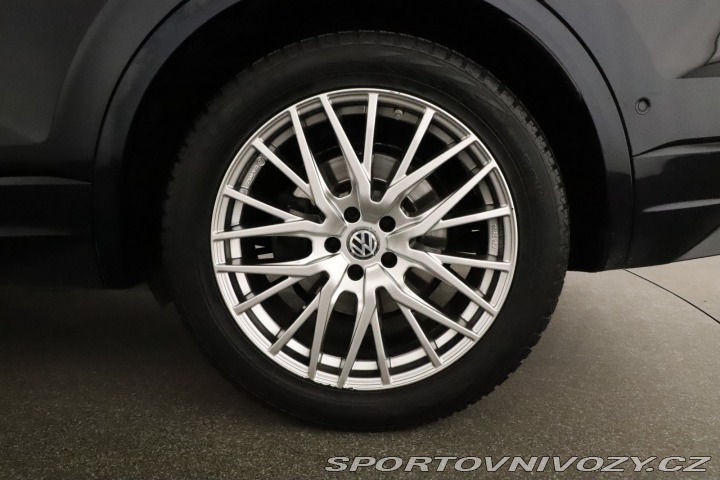 Volkswagen Ostatní modely Touareg R-Line 3.0 TDI 2019