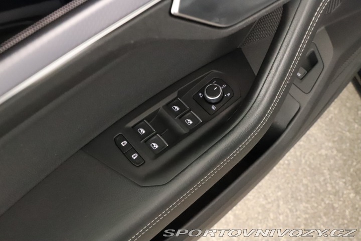 Volkswagen Ostatní modely Touareg R-Line 3.0 TDI 2019