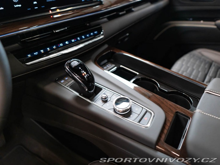 Ostatní značky Ostatní modely Cadillac Escalade 6.2 ESV Sport Platinum NV 2024