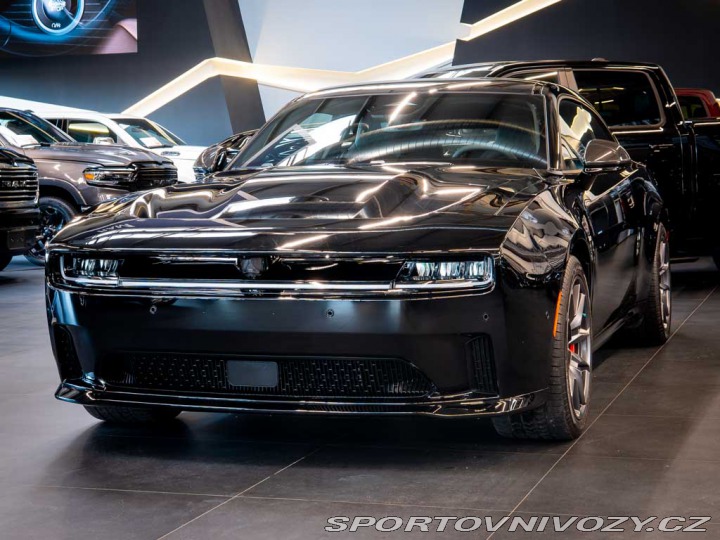 Dodge Charger 0.0 Daytona Scat Pack 670 2024