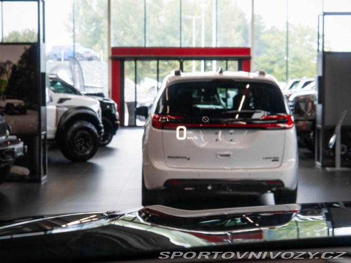 Ostatní značky Ostatní modely Cadillac Escalade 6.2 ESV Sport Platinum 20 2026