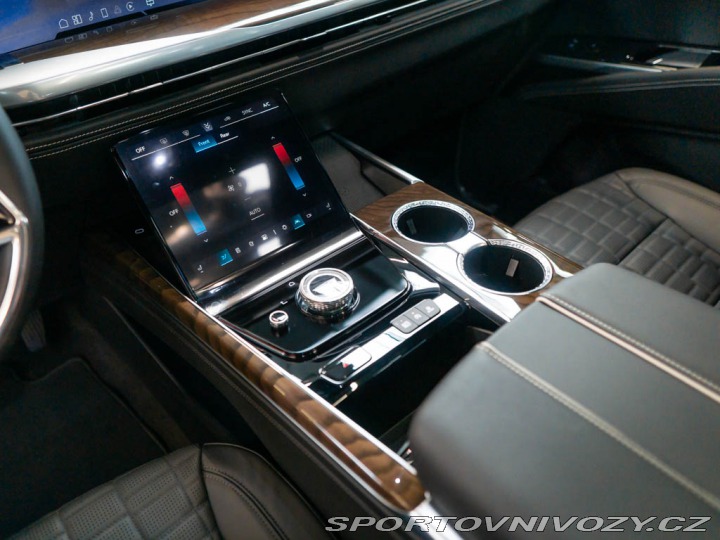 Ostatní značky Ostatní modely Cadillac Escalade 6.2 ESV Sport Platinum 20 2026