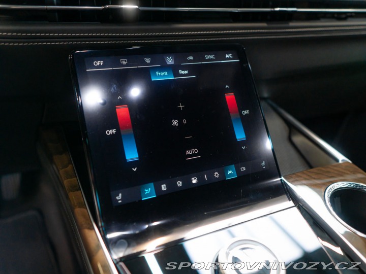 Ostatní značky Ostatní modely Cadillac Escalade 6.2 ESV Sport Platinum 20 2026
