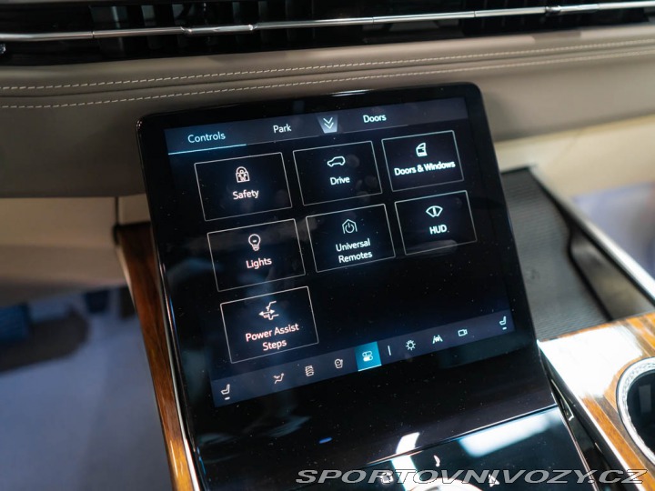 Ostatní značky Ostatní modely Cadillac Escalade 6.2 ESV Sport Platinum 20 2026