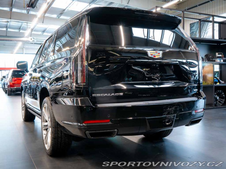 Ostatní značky Ostatní modely Cadillac Escalade 6.2 V8 Sport Platinum 202 2026