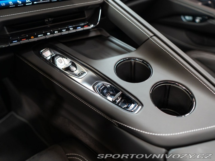 Chevrolet Corvette 6.2 Stingray 3LT Z51 Face 2026