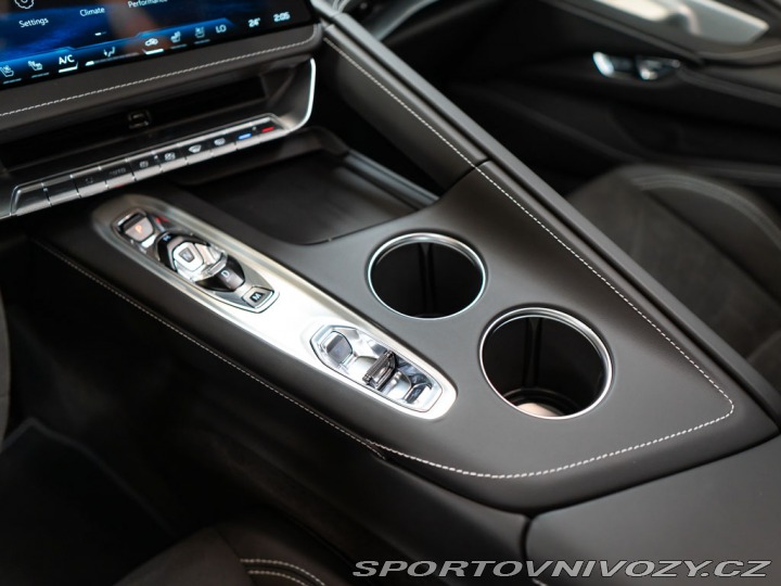 Chevrolet Corvette 6.2 Stingray 3LT Z51 Face 2026