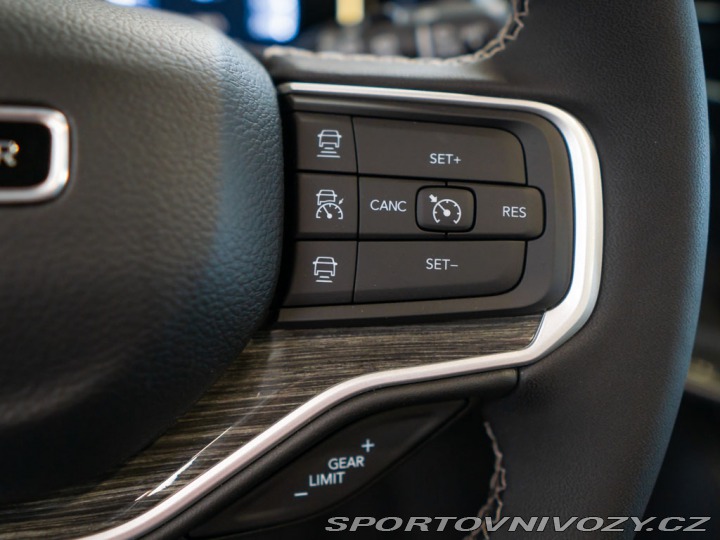 Ostatní značky Ostatní modely Jeep Wagoneer 5.7 V8 HUD, 360° 2023