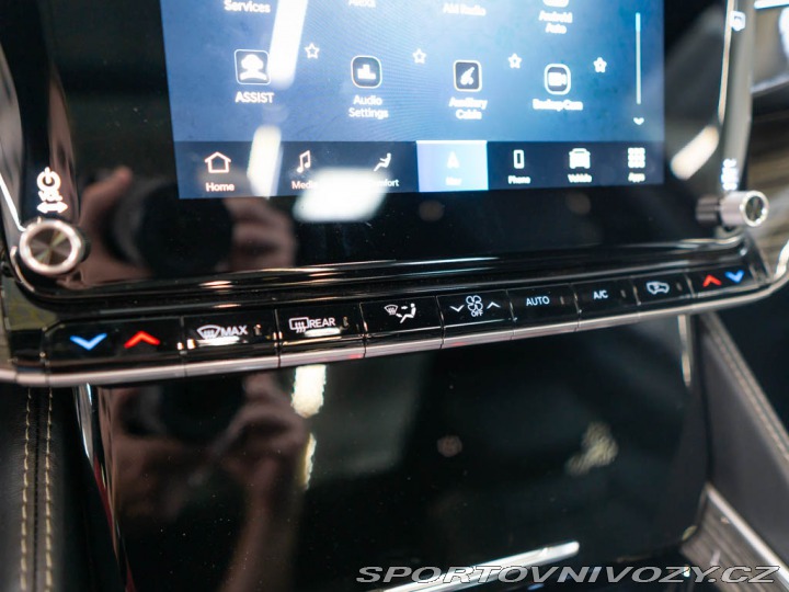 Ostatní značky Ostatní modely Jeep Wagoneer 5.7 V8 HUD, 360° 2023