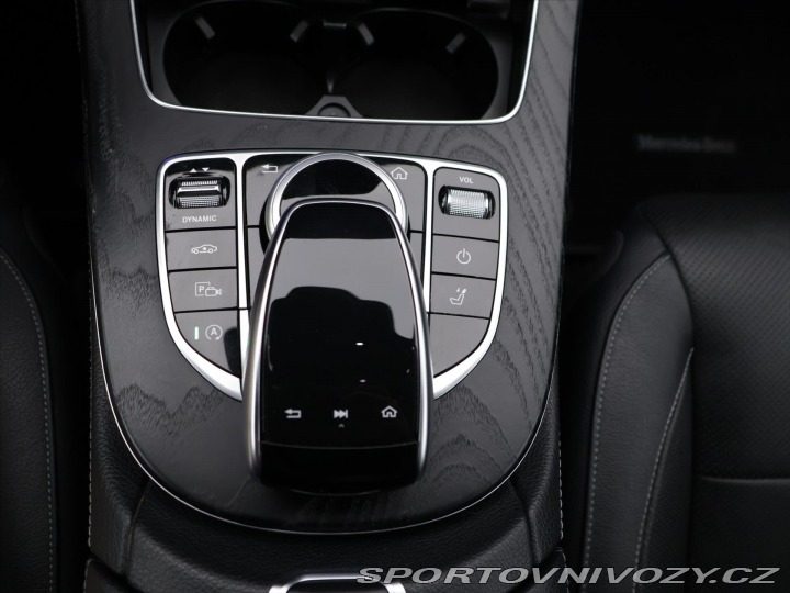 Mercedes-Benz E 3,0 450 270 kW 4Matic AMG 2020