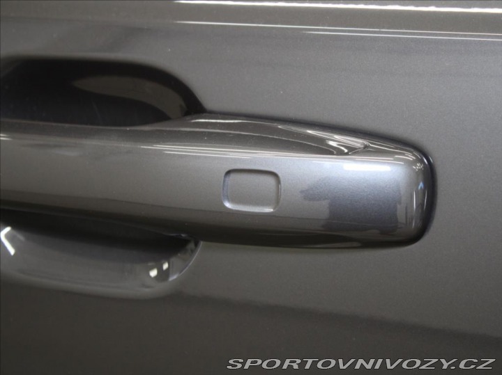 Volvo Ostatní modely XC90 2,0 T8 Ultimate B&W V 2023