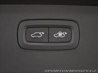 Volvo Ostatní modely XC90 2,0 T8 Ultimate B&W V 2023