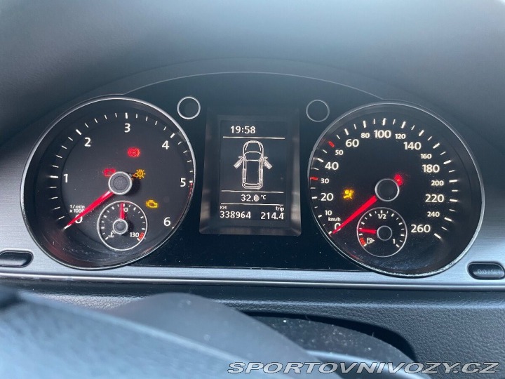 Volkswagen Ostatní modely Passat Variant Variant 2,0 B7 TDI 130k 2013