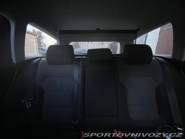Volkswagen Ostatní modely Passat Variant Variant 2,0 B7 TDI 130k 2013