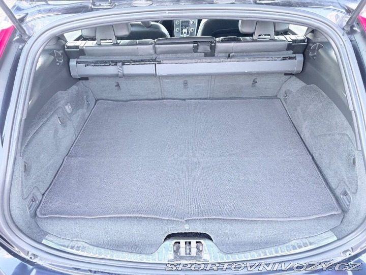 Volvo V60 2,4 D6 Plug-in Hybrid 2015