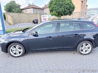 Volvo V60 2,4 D6 Plug-in Hybrid 2015