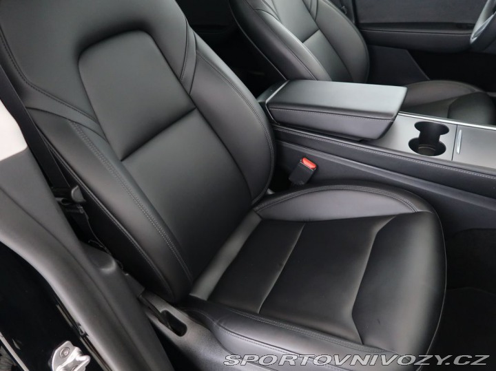 Tesla Model Y 4x4,LongRange,DualMotor,8 2023