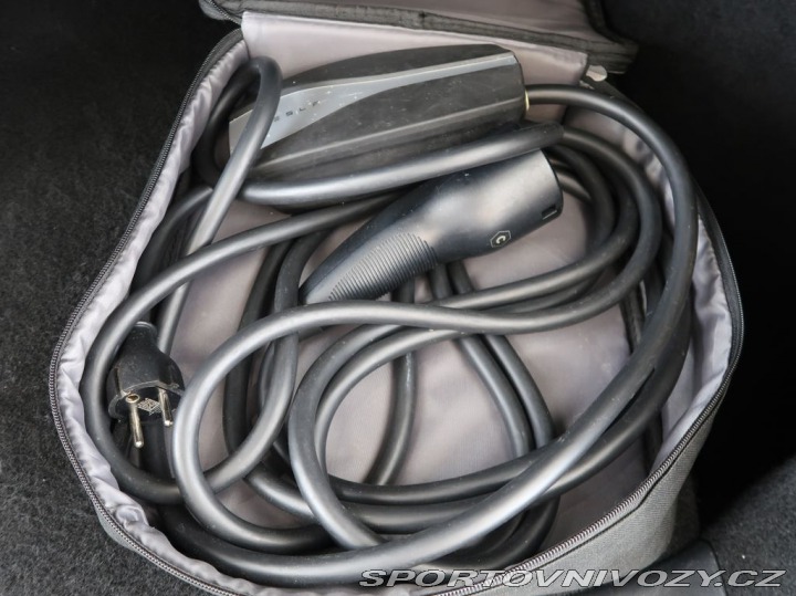 Tesla Model Y 4x4,LongRange,DualMotor,8 2023
