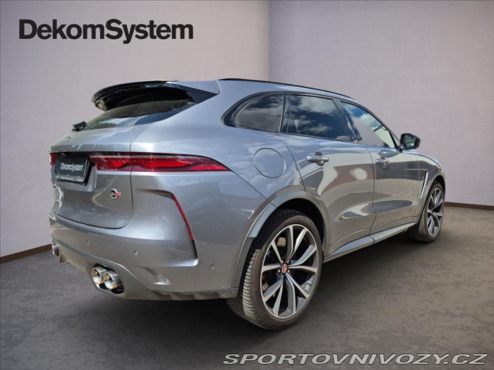 Jaguar F-Pace 5,0 V8 AWD SVR 405 kW 2021