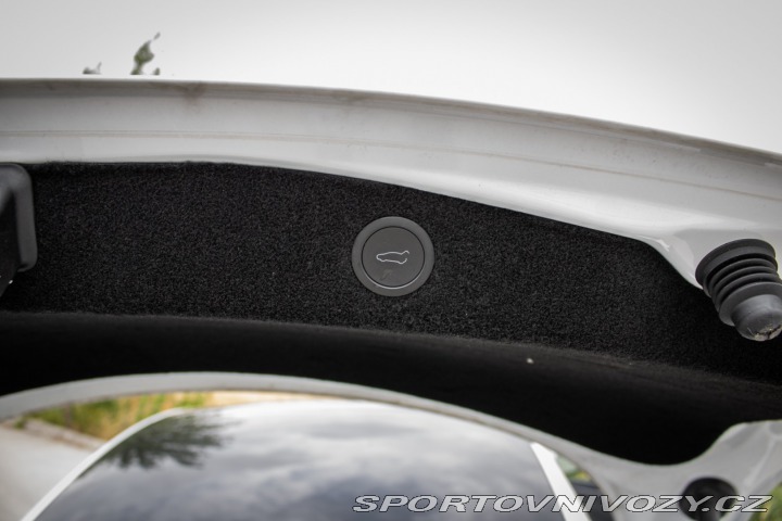 Tesla Model 3 Highland RWD, 208kW, A, 2023