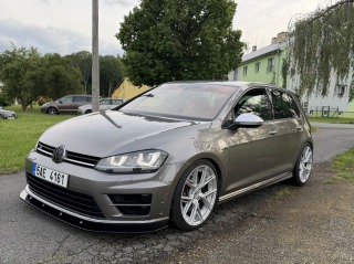 Volkswagen Golf R