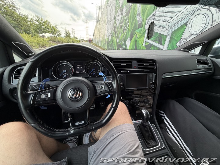 Volkswagen Golf R 2016