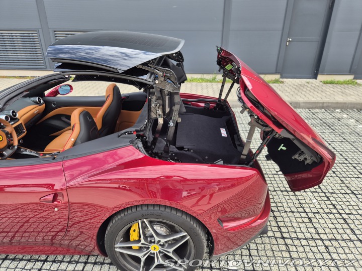 Ferrari California T, handling spec, záruka 2017