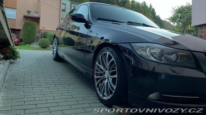 BMW 3 330i 2005