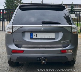 Mitsubishi Ostatní modely Outlander 2,0 PHEV L EL&quo 1800