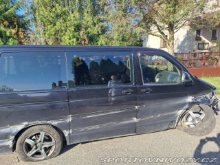 Volkswagen Ostatní modely Caravelle 2,0 2013