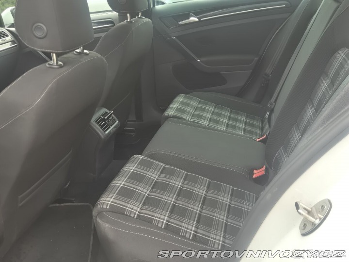Volkswagen Golf 2,0 7 GTD 2016 2016