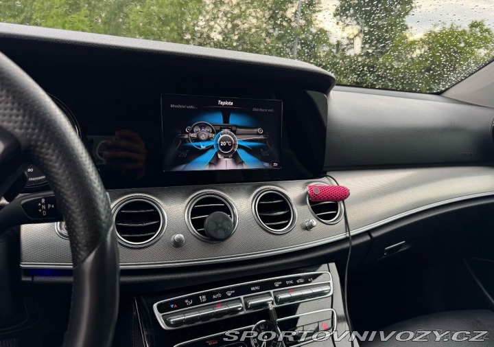 Mercedes-Benz E E220D PRAHA 2017