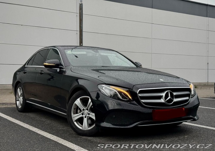 Mercedes-Benz E E220D PRAHA 2017