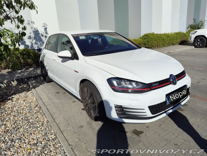 Volkswagen Golf GTI MK7 2014